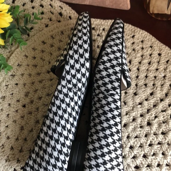 Nine West Abay Houndstooth Pointed Toe Flats - Picture 12 of 14
